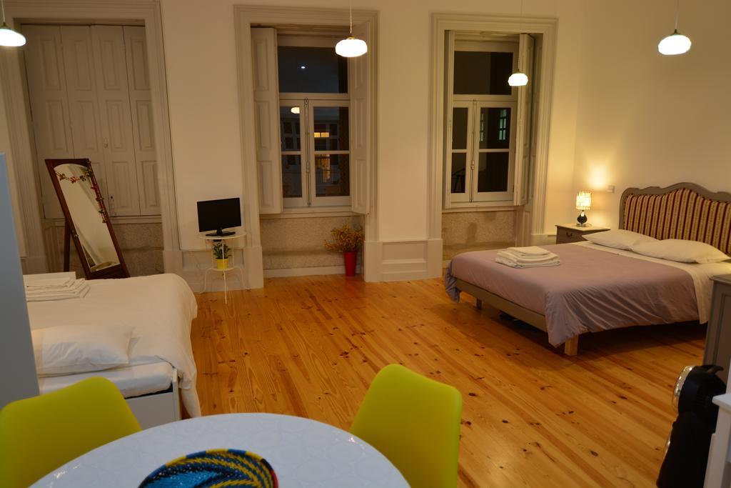 Art & City Porto Room photo